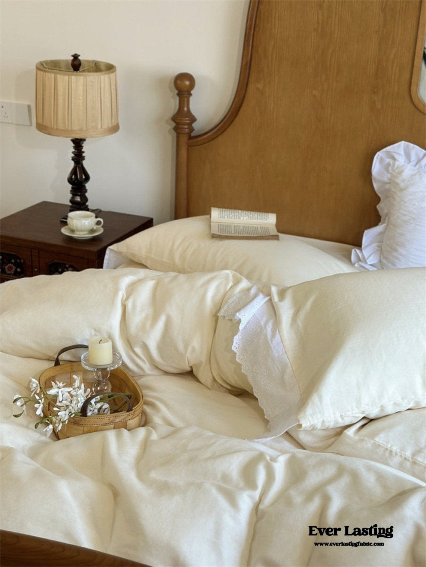 White Ruffle Lace Bedding Set / Purple